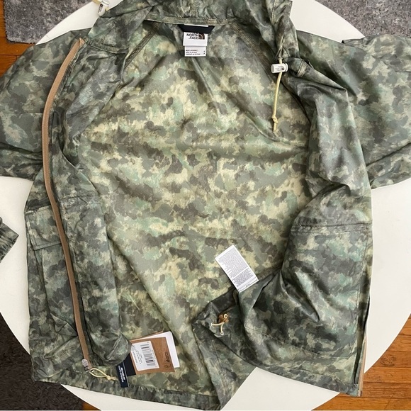 The North Face Men’s Translucent Wind Hoodie Jacket Camo Green Size Small New - Picture 12 of 14